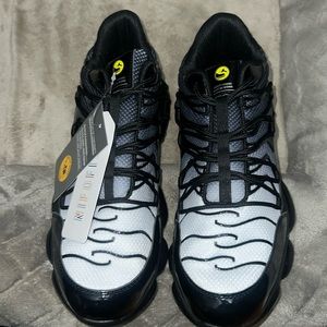 Women’s Steel Toe Shoes